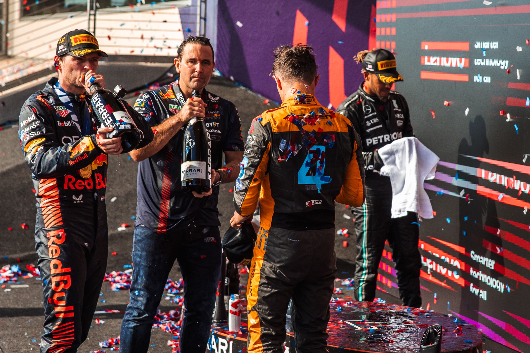 The podium (L to R): Max Verstappen (NLD) Red Bull Racing; race winner; John Hammond (GBR) Red Bull Racing Physiotherapist;