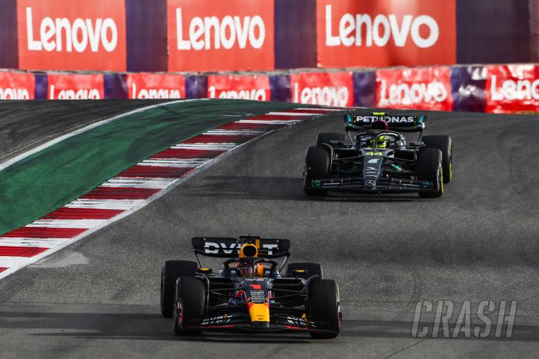 Horner: Mercedes caught in “no man’s land” with Hamilton strategy call